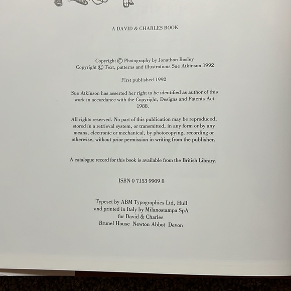 Making & Dressing Dolls’ House Dolls in 1/12 Scale Hardcover BOOK 1992 NOS - Picture 7 of 16